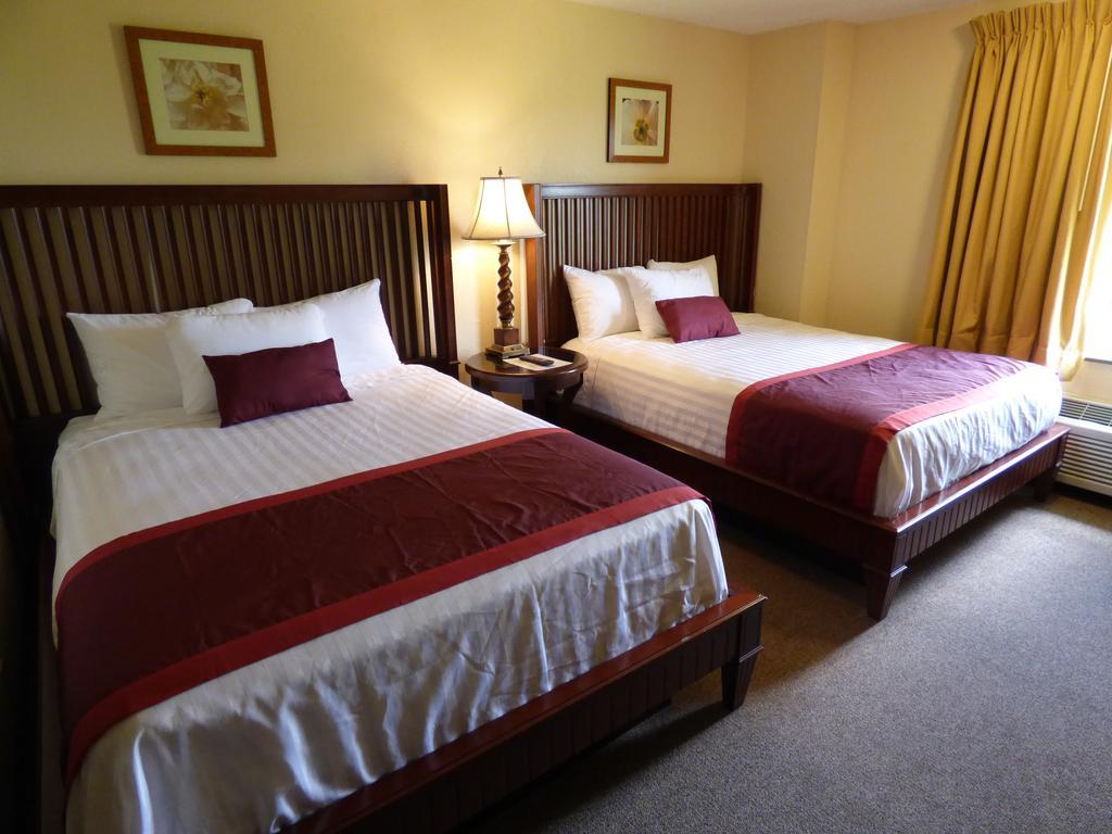 Days Inn & Suites By Wyndham Lake Okeechobee Esterno foto