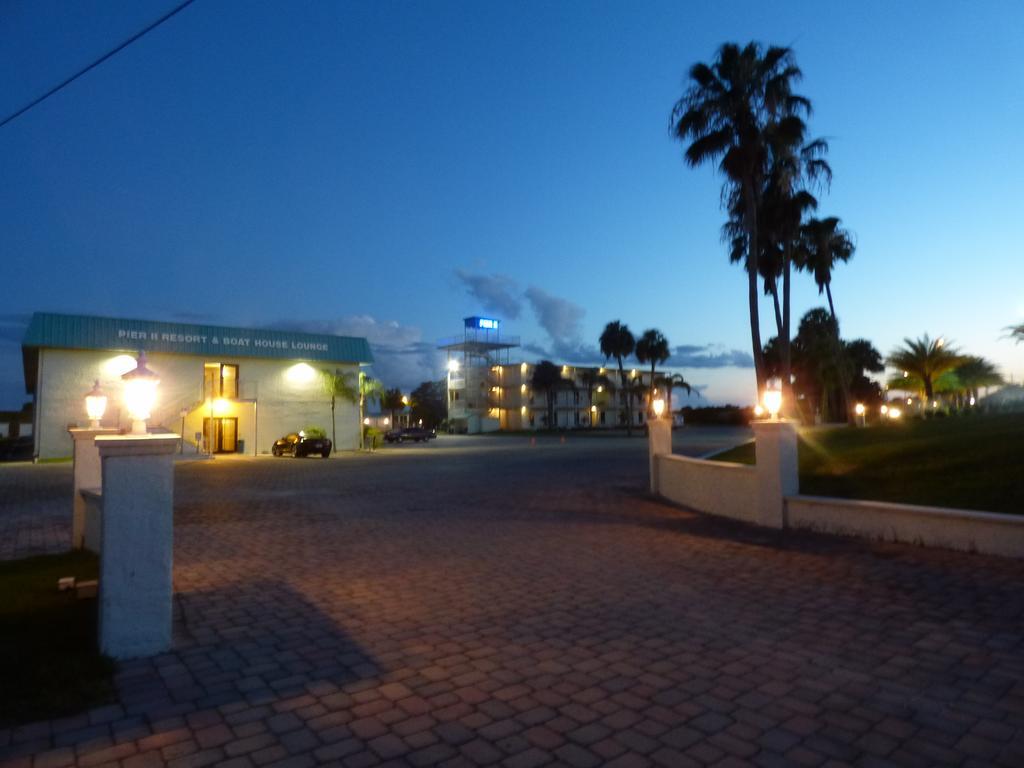 Days Inn & Suites By Wyndham Lake Okeechobee Esterno foto