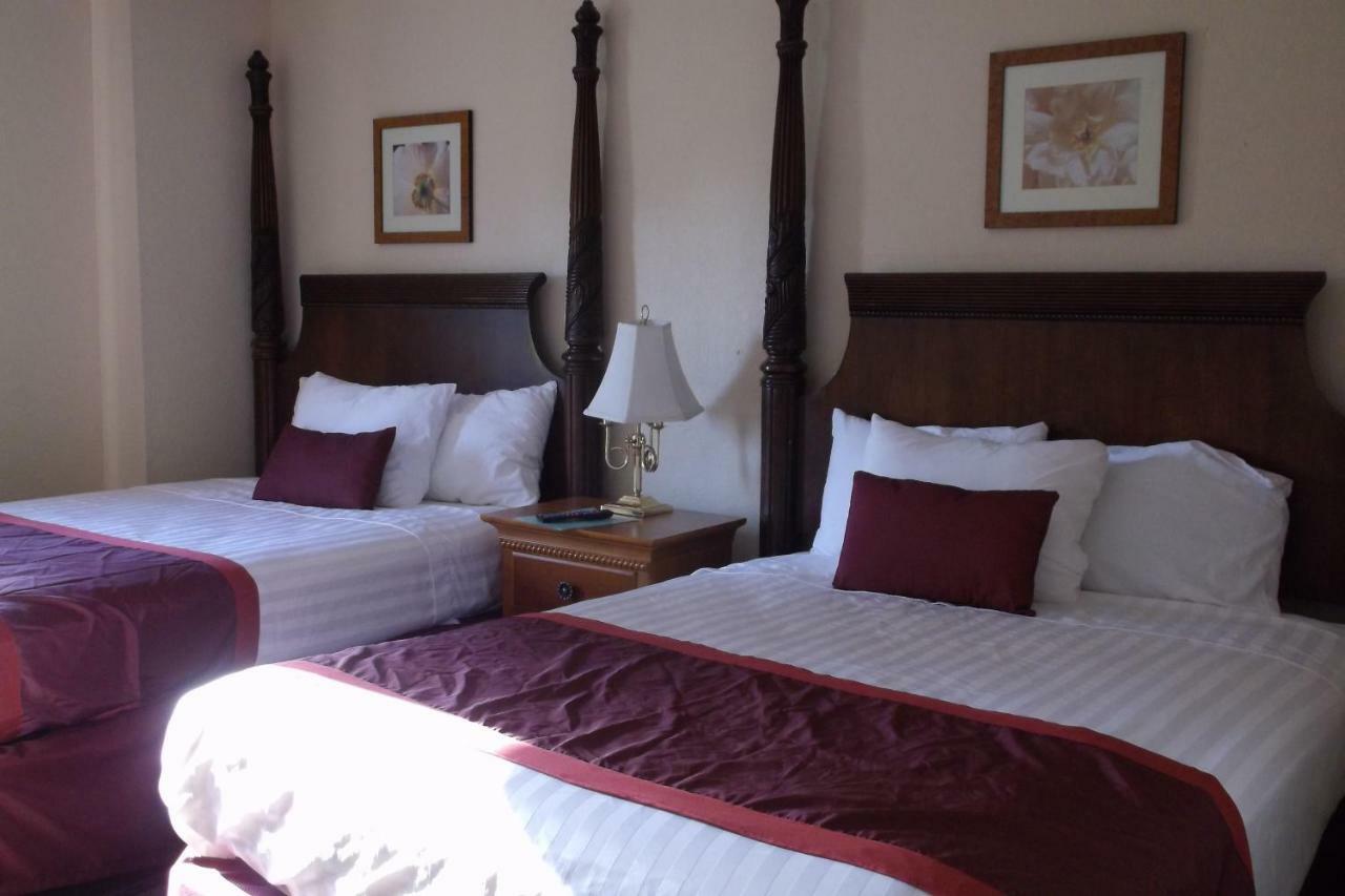 Days Inn & Suites By Wyndham Lake Okeechobee Esterno foto